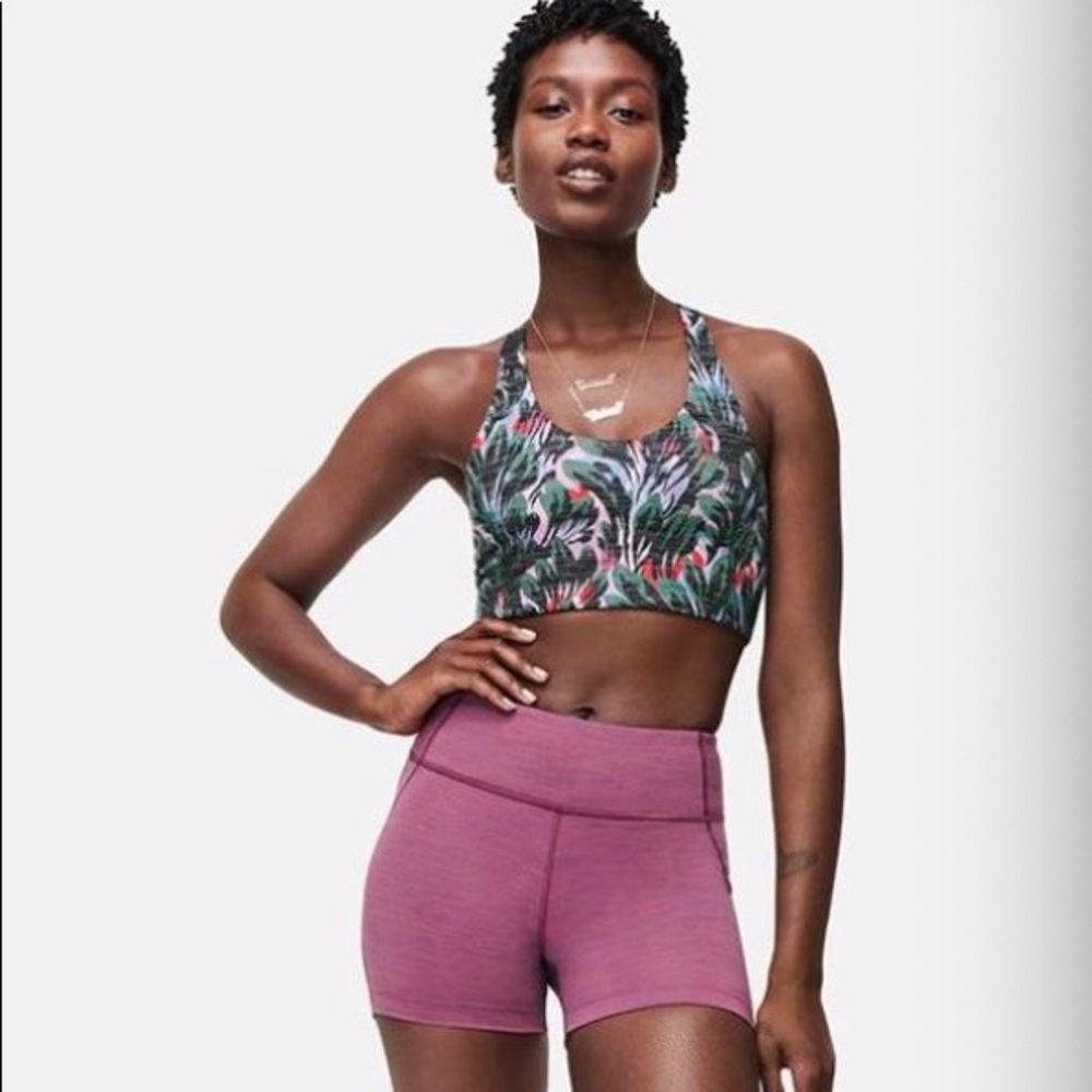 outdoor voices techsweat shorts in Mulberry XL